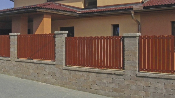Semmelrock Castello Kerítés elem fedlap vörösbarna 33x25x8 cm - Image 2